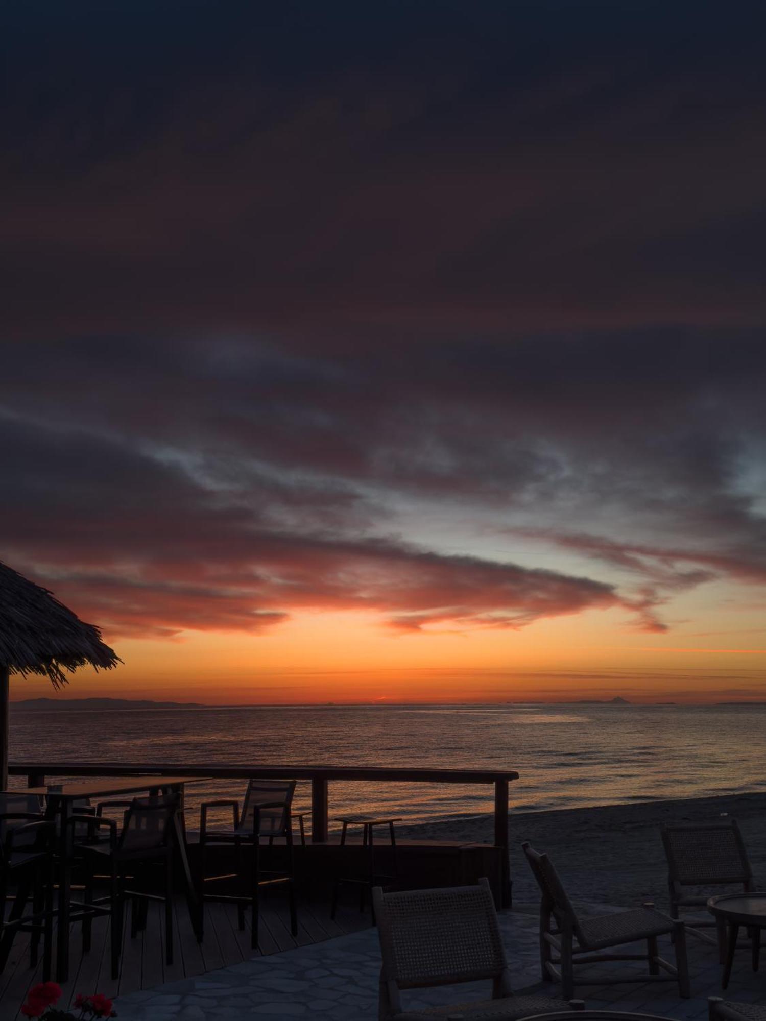 Hotel Golden Sun Néa Meságkala Εξωτερικό φωτογραφία