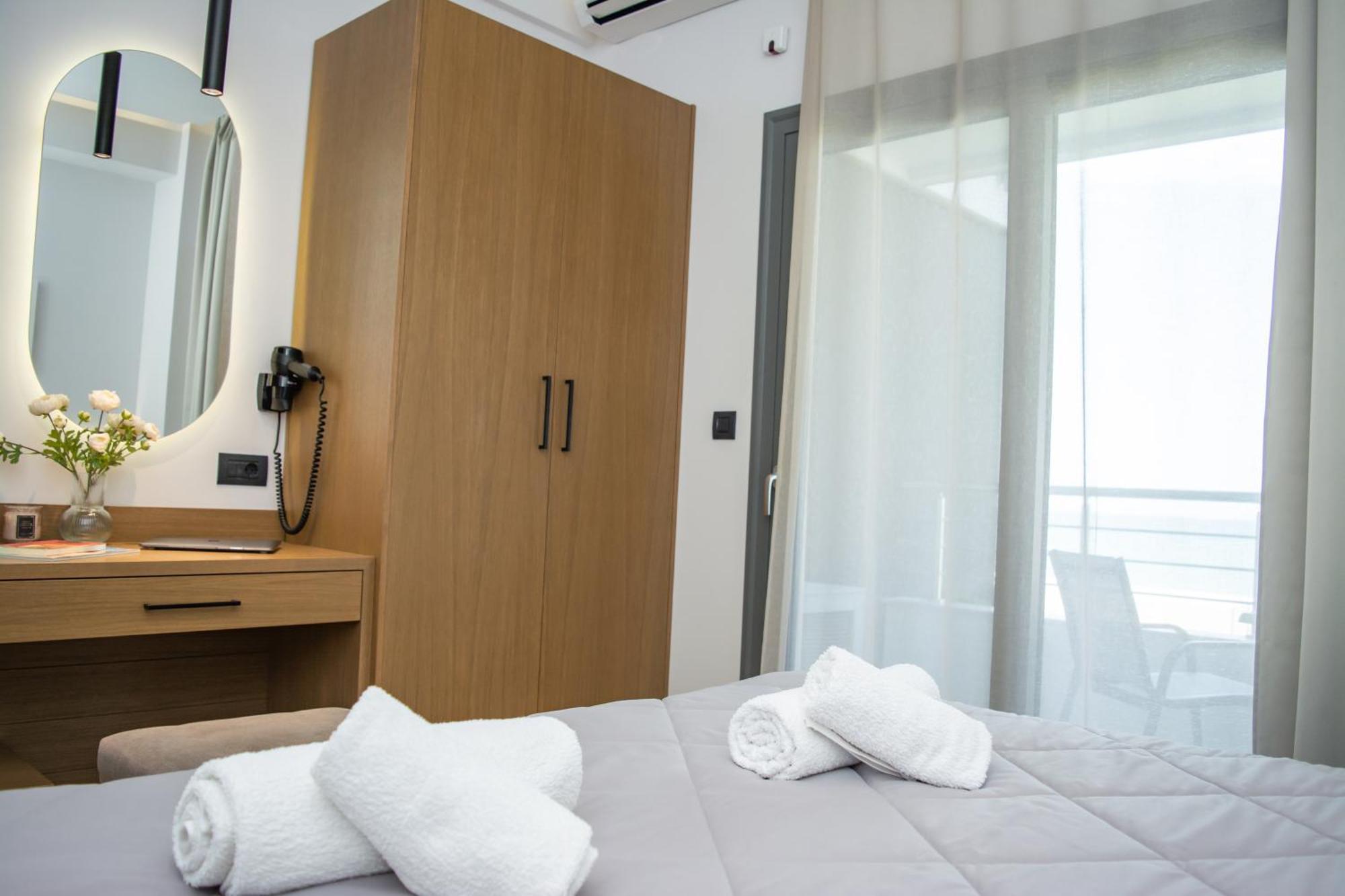 Hotel Golden Sun Néa Meságkala Εξωτερικό φωτογραφία