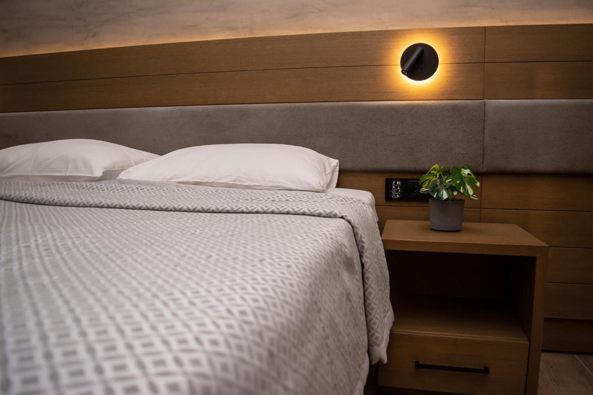 Hotel Golden Sun Néa Meságkala Εξωτερικό φωτογραφία